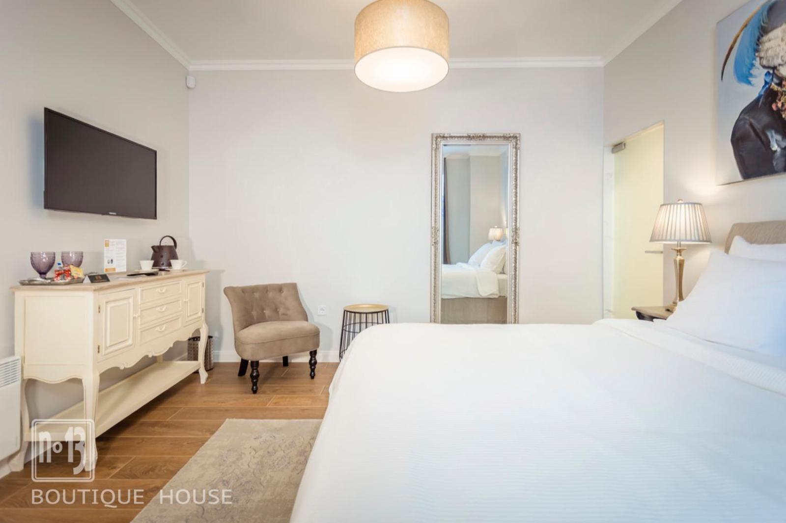 فندق No13 Boutique House بورغاس الغرفة الصورة