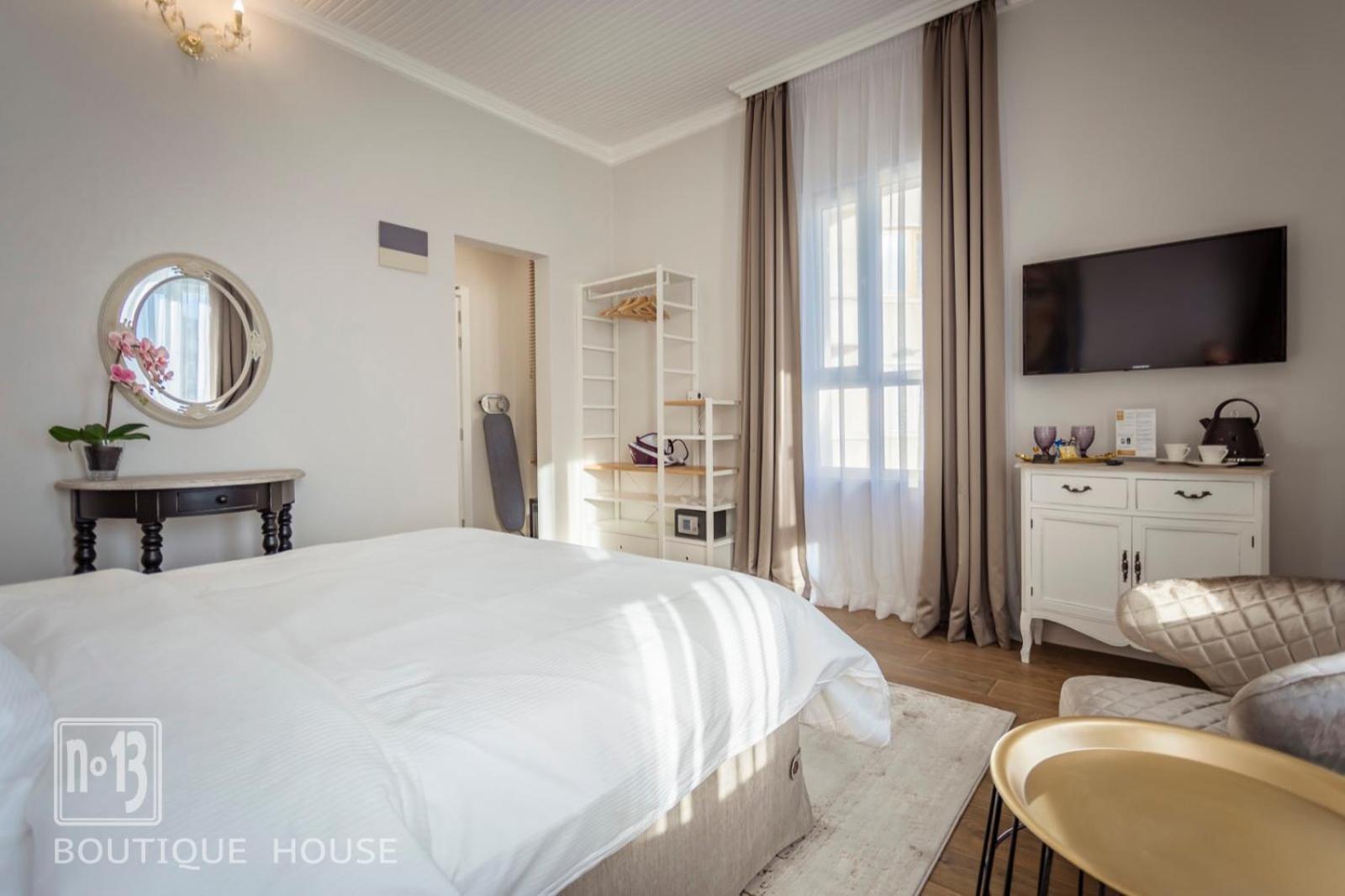 فندق No13 Boutique House بورغاس الغرفة الصورة